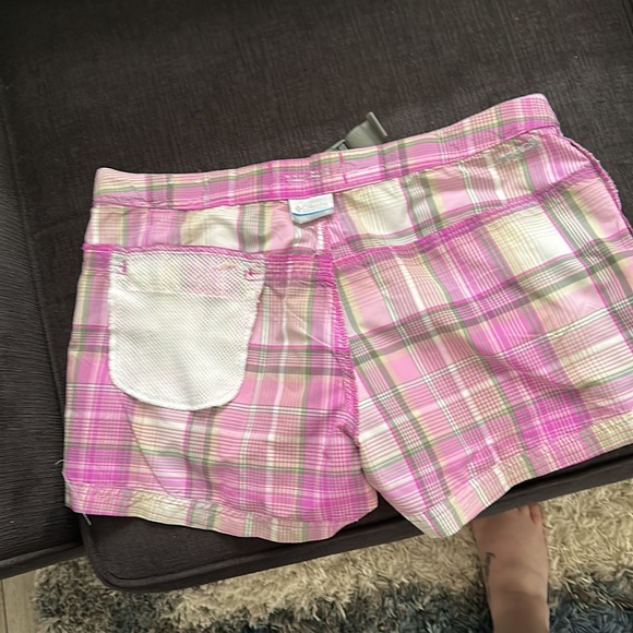 Columbia Omni-wear pink shorts - Picture 8 of 8